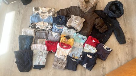 Kinderkleider-Set Grösse 62/68 – 28 Teile