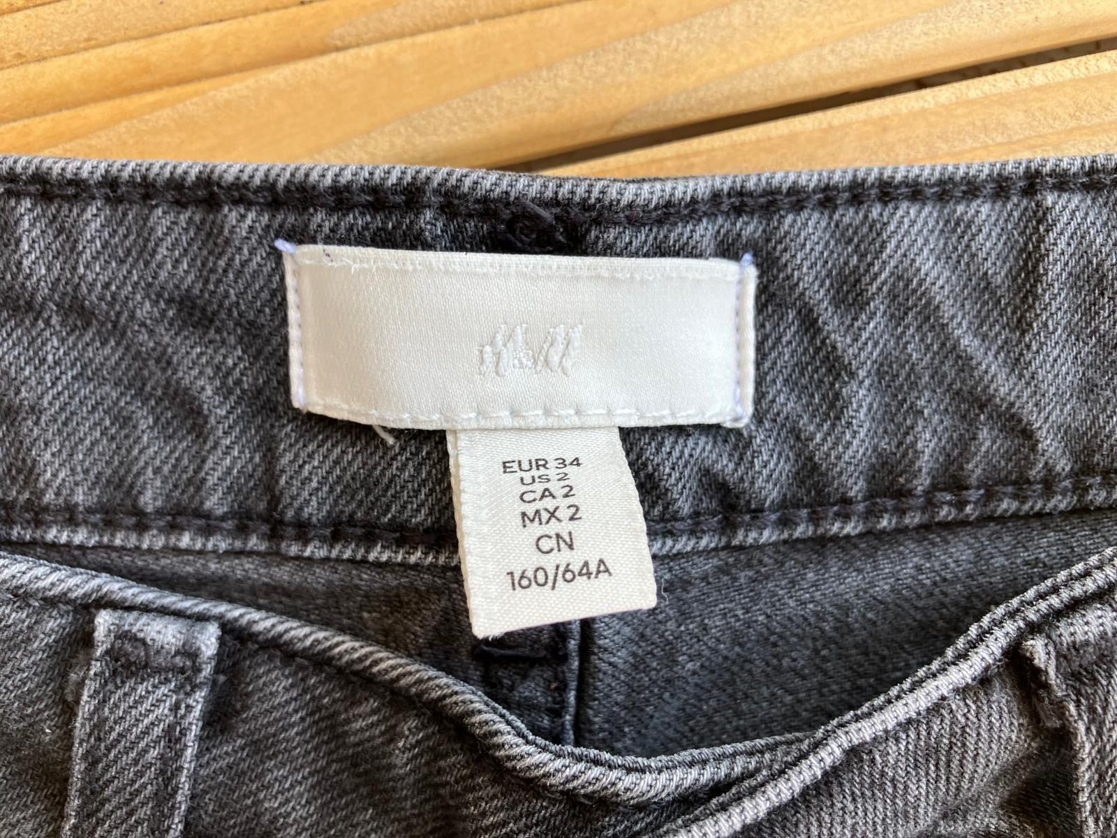 Pantaloni: FB Jeansshorts Grösse XS – Usato da Allenwinden venduto da Obalu 3