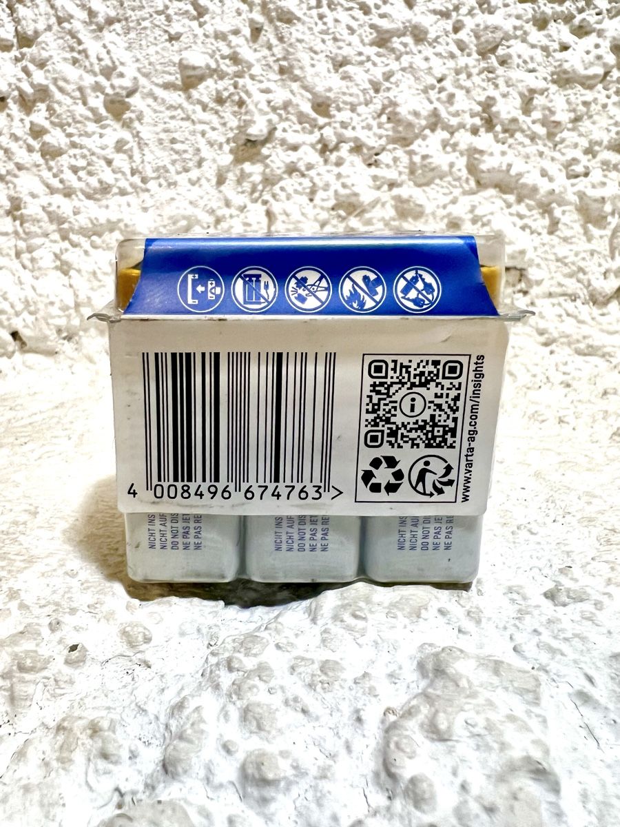 Varta Caricatori & Batterie: 9 pcs - VARTA Energy 9V E-Block – Nuovo e nell'imballaggio originale da Chevenez venduto da ric_v6s7 6