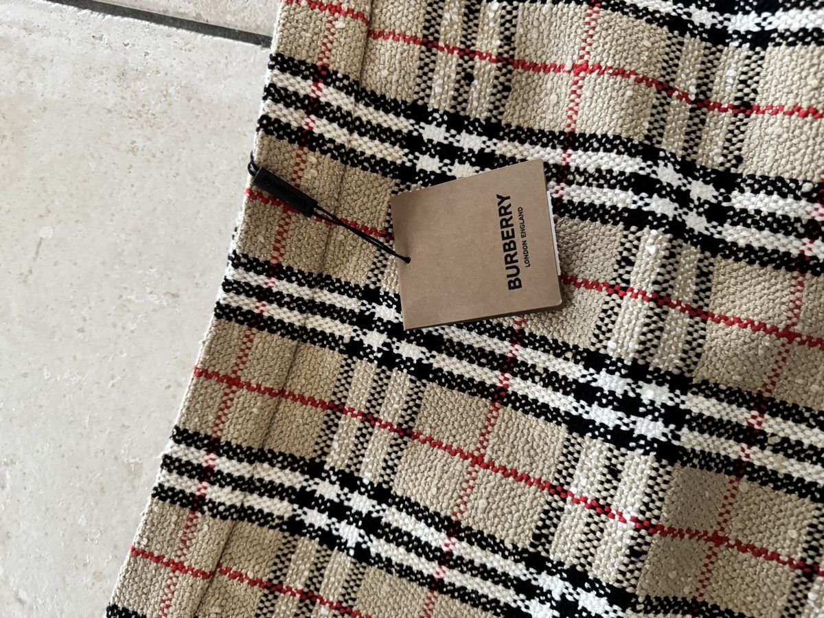 Burberry Gonne: Burberry Minirock Gr. Us 8 – Nuovo (secondo la descrizione) da Stettlen venduto da enr_c5lt 3