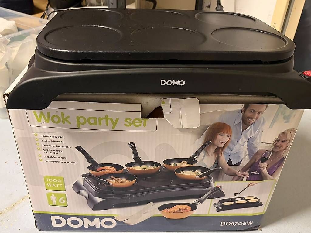 Pfannen: Wok Party Set mit 6 Pfännchen  – Gebraucht aus Horw von Bobby