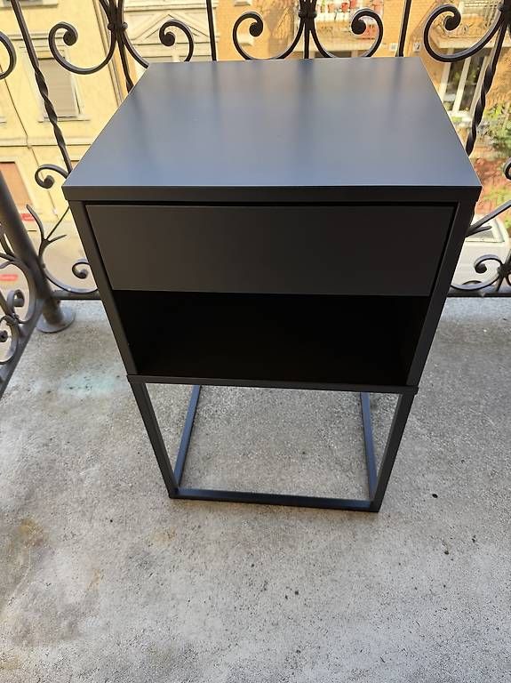 Ikea Comodini: 2x Nachttisch Nachtkasten Vikhammer Ikea – Usato da Zürich venduto da Nathalie0604 2