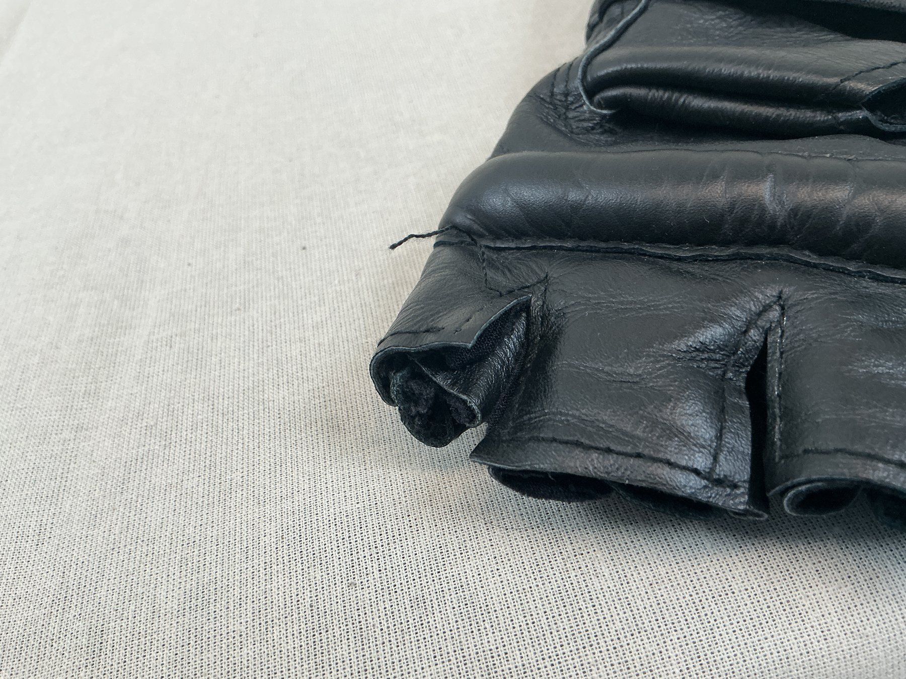 Altri accessori da uomo: KWON Sandsackhandschuhe Open Fingers – Usato da Richterswil venduto da Restwert_Richterswil 6