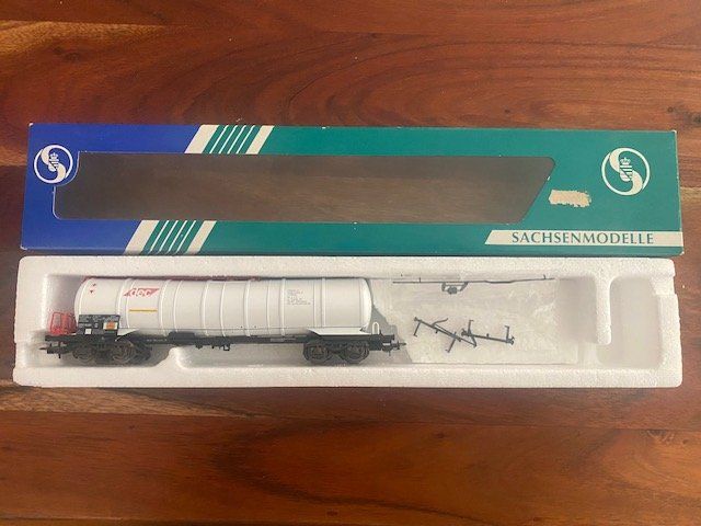 Wagon citerne Sachsenmodelle HO 1/87 DC 16246 (D'occasion) à La Tour-de