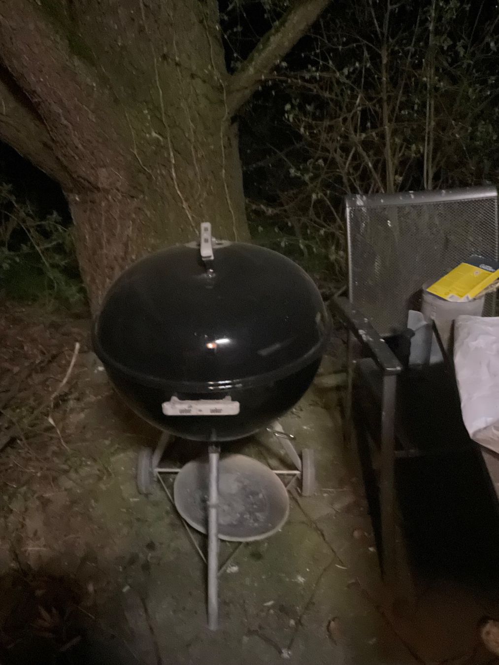 Griglie: Weber Grill 57cm Durchmesser nur 99fr – Usato da Niederwil AG venduto da bdr_v6jx
