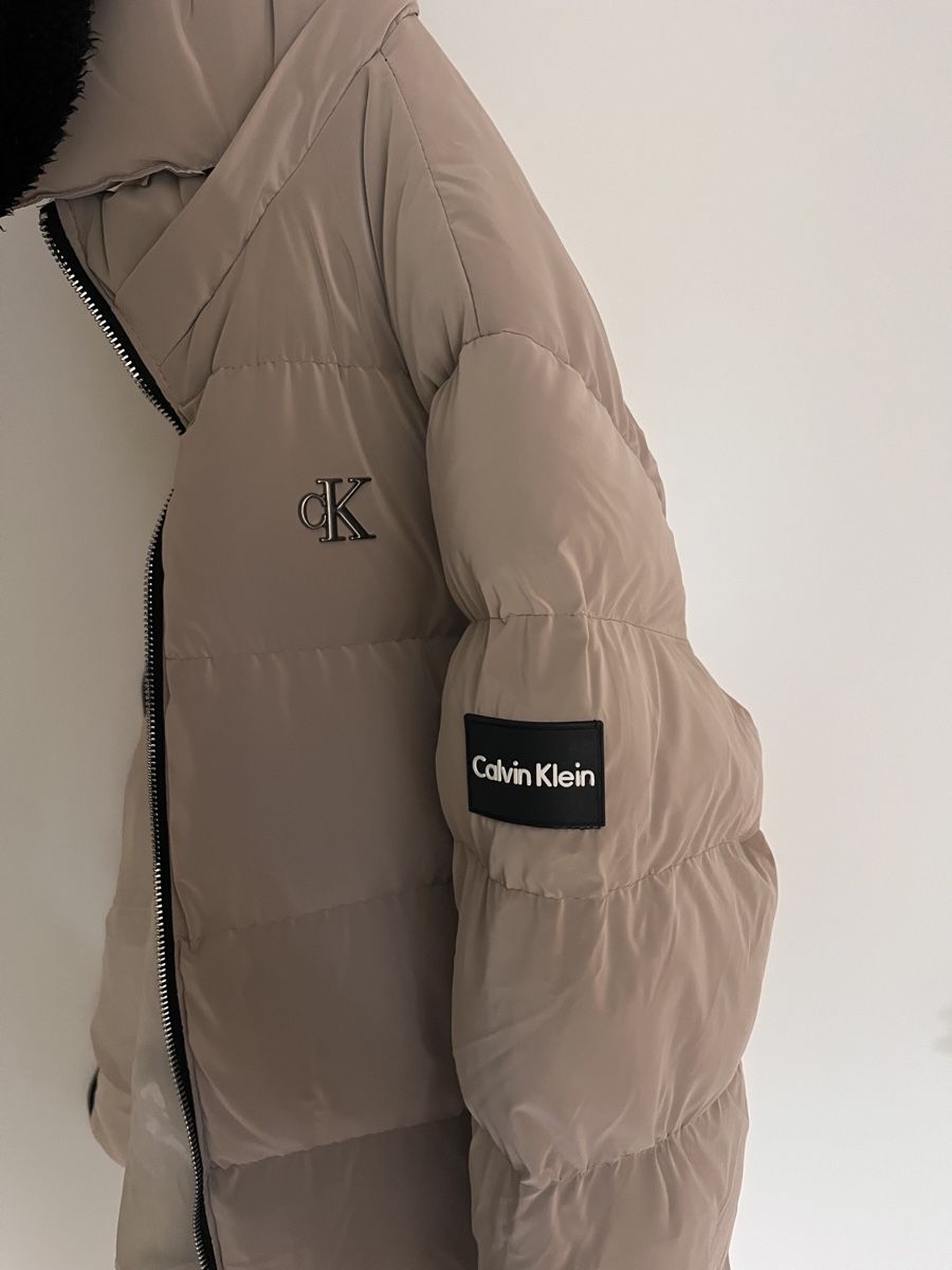 Calvin Klein Jacken: Calvin Klein Winterjacke – Neu (gemäss Beschreibung) aus Effretikon von Michelle.rthl 2
