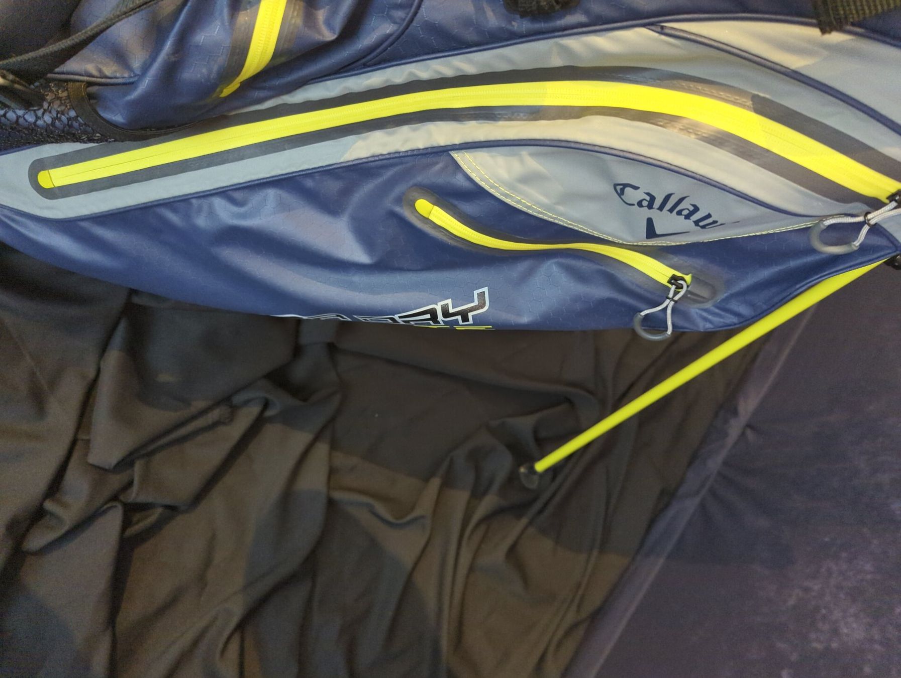 Mazze & Set: Golfbag mit Eisenset – Usato da Obfelden venduto da Real_pleu 3