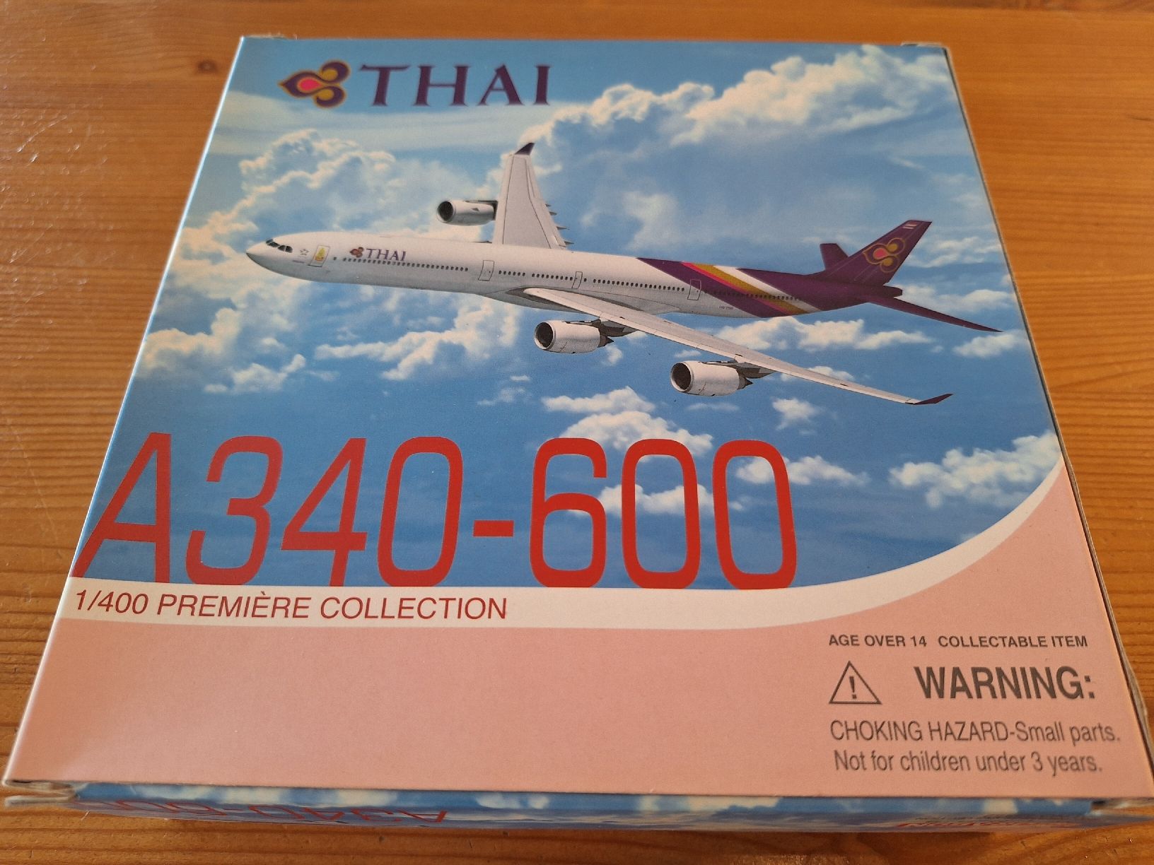 Airbus Kit di modellismo & Modellini statici: Thai A340-600 1:400 HS-TNB – Usato da Sargans venduto da nicsam1815