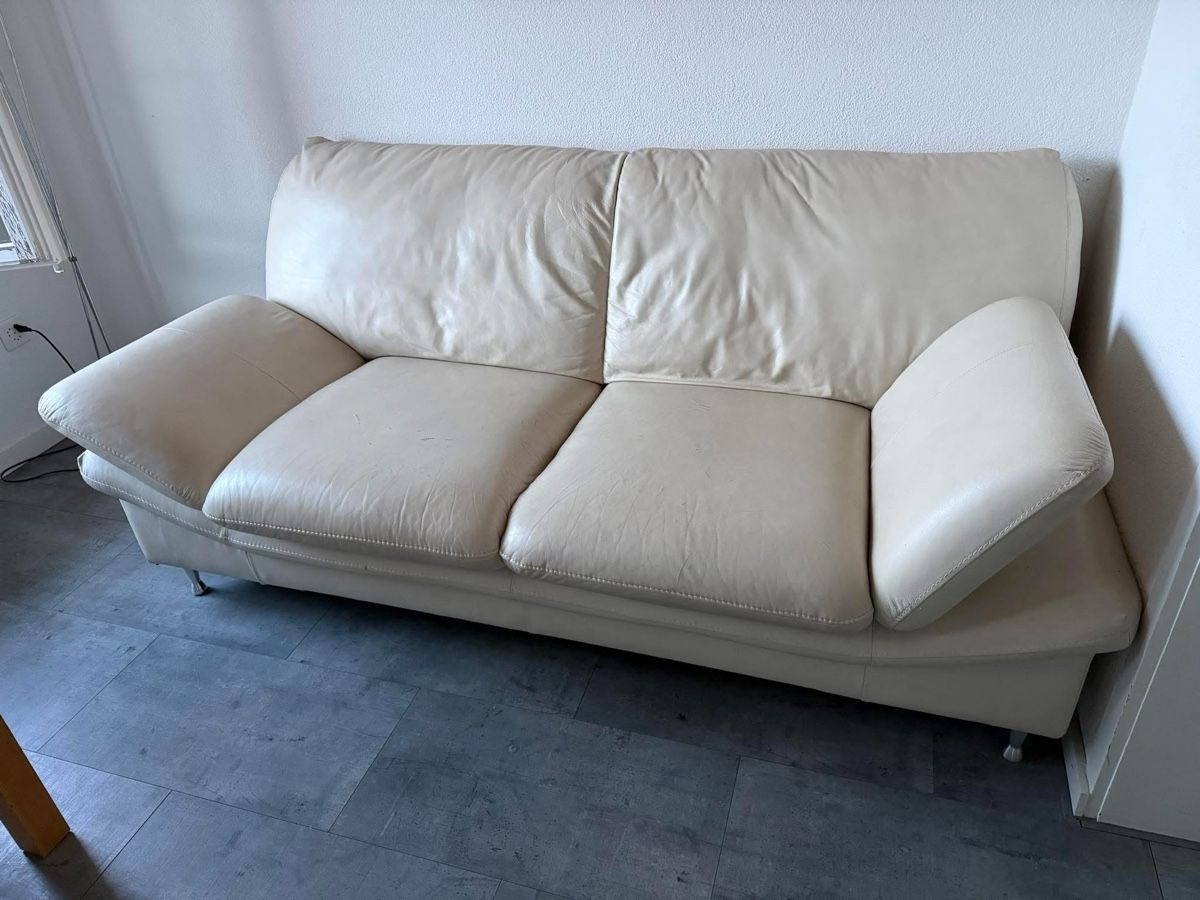 Divani: Gemütliches Ledersofa, Beige. – Usato da Heerbrugg venduto da Manuela.Gschwend
