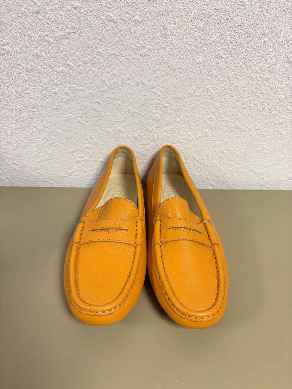 Tod'S Damenschuhe: Tod's Mocassins orange – Gebraucht aus Bottmingen von ana_5hrv 3