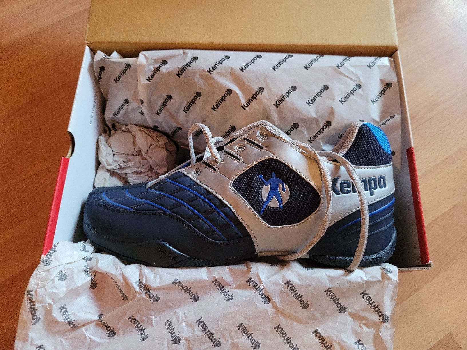 Scarpe da uomo: Neu Kempa Turnschuh – Nuovo e nell'imballaggio originale da Urtenen-Schönbühl venduto da Sirnike
