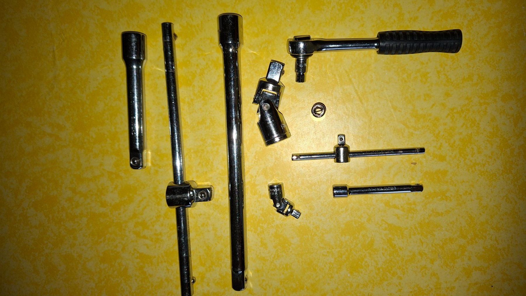 Alle Werkzeuge: Rätschenset mit Nüssen – Gebraucht aus Bretzwil von eri_2gck 1