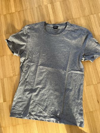 Hugo Boss T-Shirt grau Gr M neuwertig
