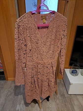 H&M Spitze Kleid Grösse 42 rose guter Zustand