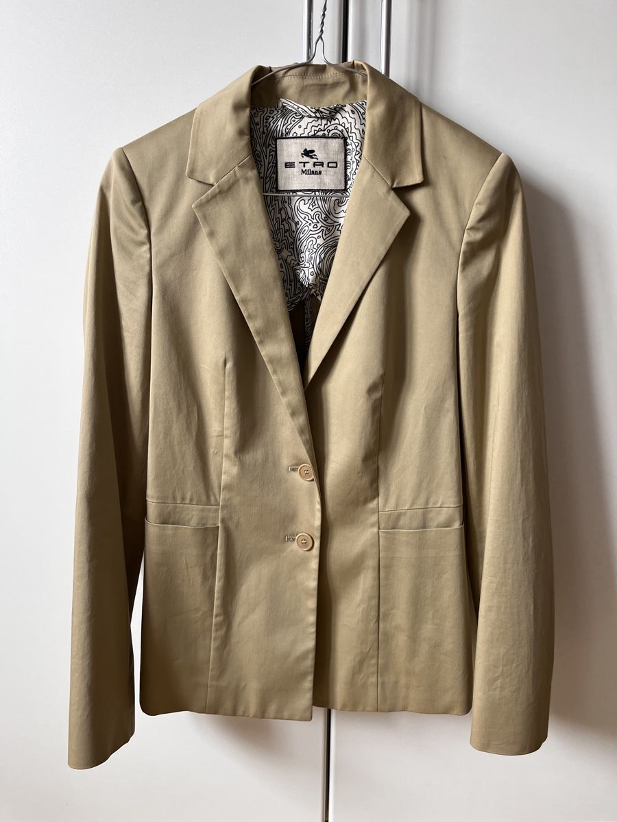 Etro Giacche: Etro Sakko Damen Beige Gr. 36 mit Schal – Usato da Zürich venduto da Kleanthy 1