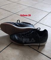 Hallenturnschuhe Grösse 39