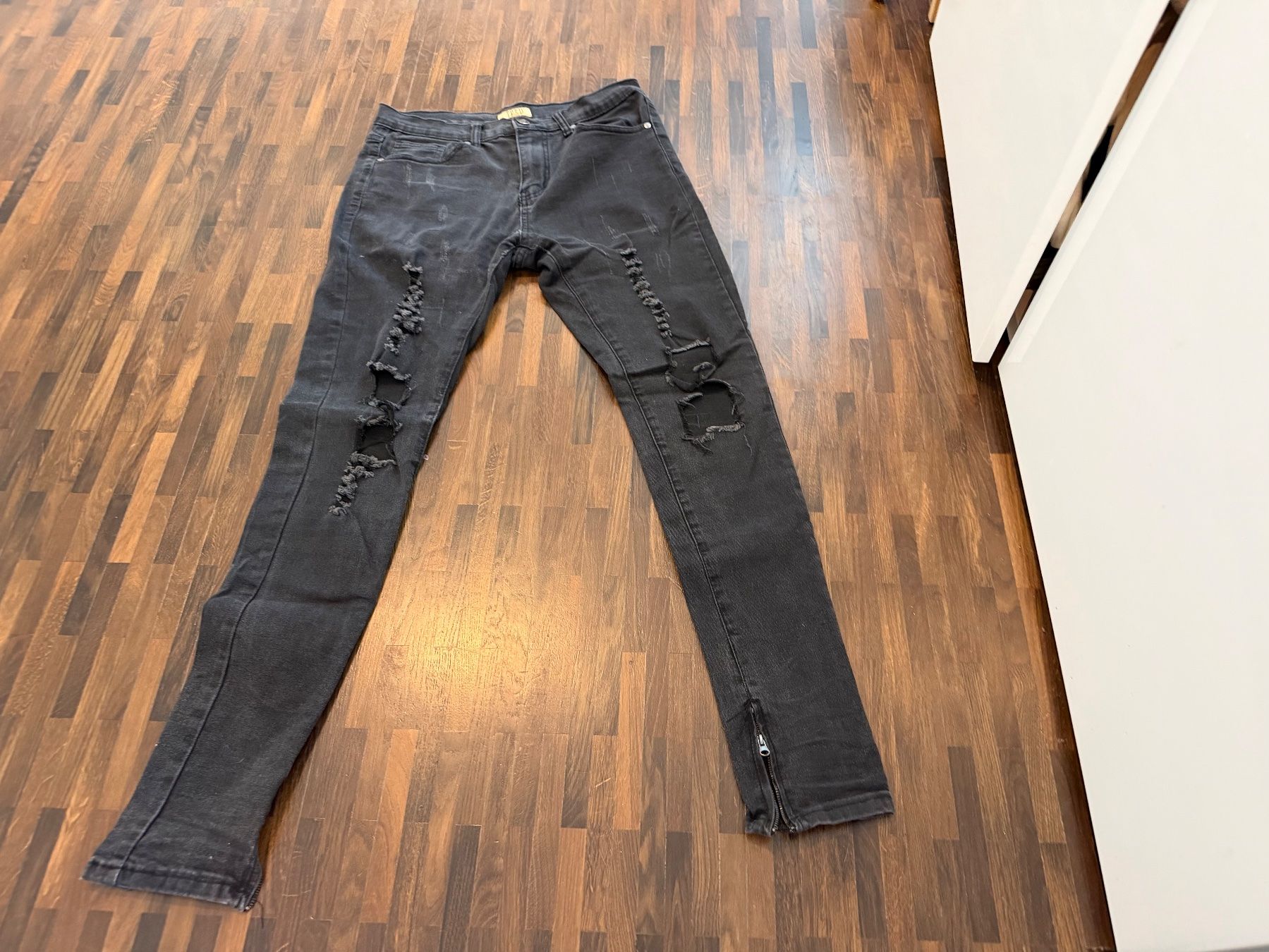 Lotti di vestiti: Hosenpaket – Usato da St. Gallen venduto da Melina020 2