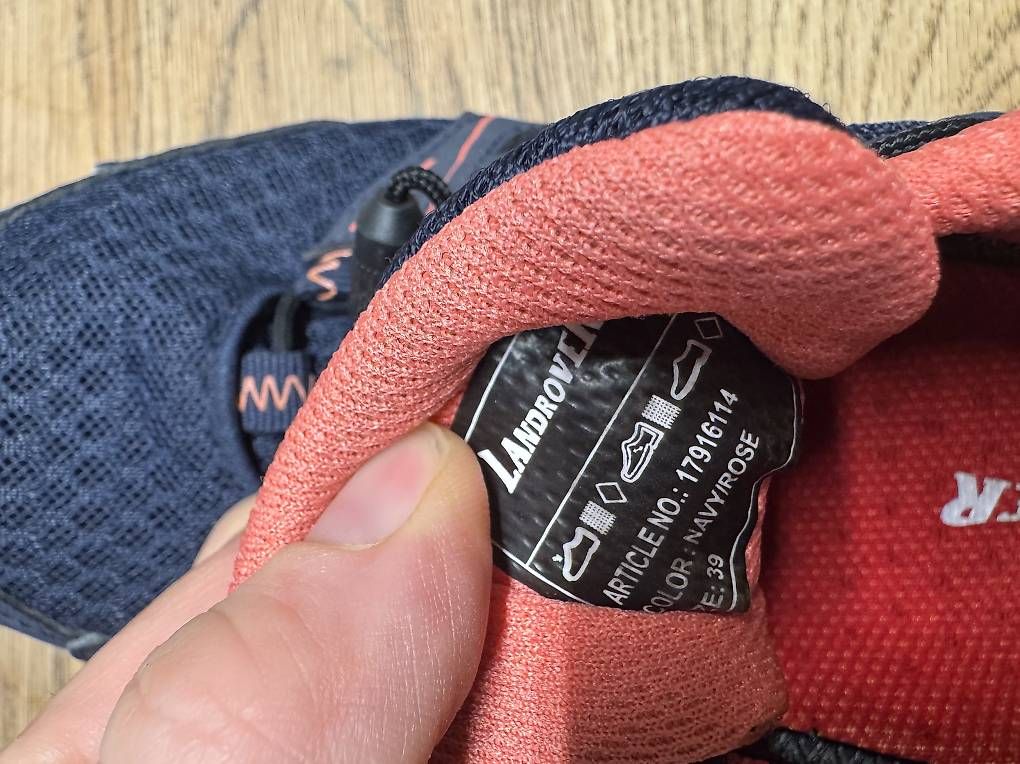 Chaussures femmes: Trekkingschuhe Grösse 39 – D'occasion à Sargans par wolfofwallstreet13 2