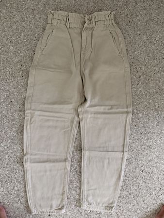 Hosen Zara beige Grösse EUR 36 neuwertig