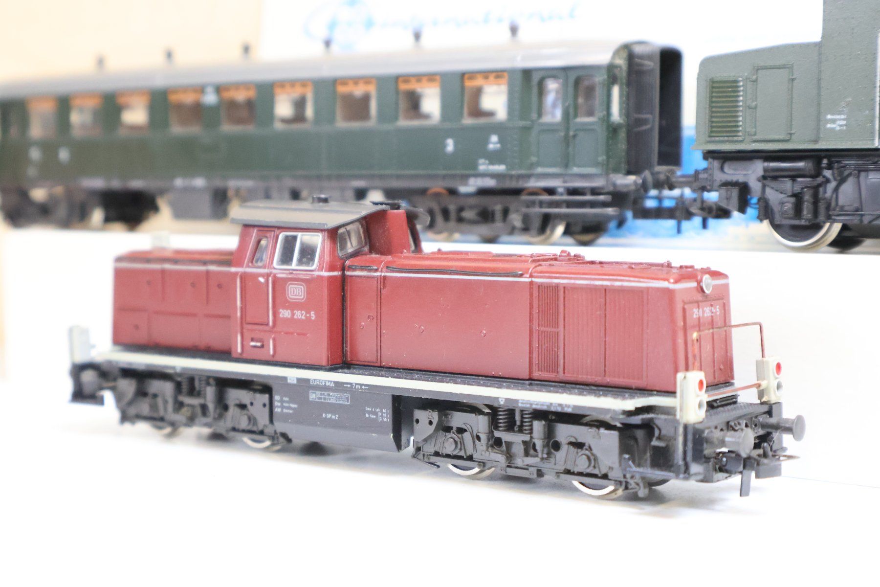 Roco Modelleisenbahnen: Roco Rangierloks + Wagen H0 Set - schöne Modelle – Gebraucht aus Winterthur von Monstera