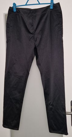 pantalon pour femme grandeur 44(petit)