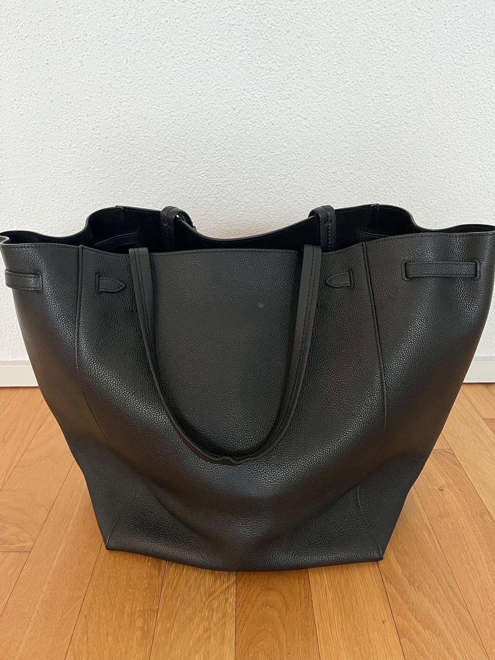 Celine Taschen für Damen: CELINE Phantom Cabas Medium – Gebraucht aus Cham von sbr_7cmv 4