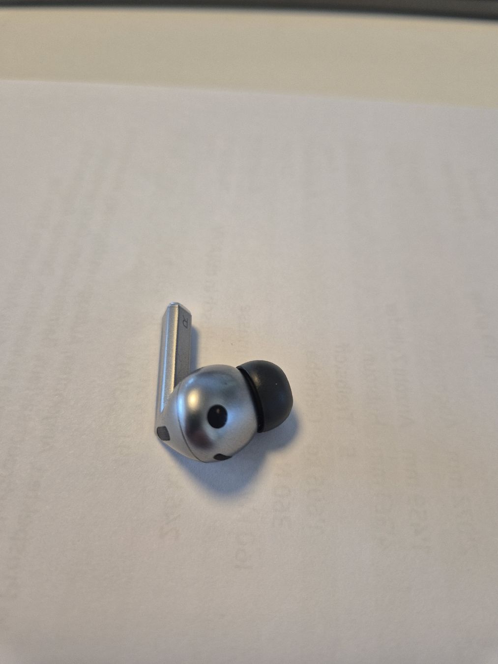Samsung Cuffie: Galaxy Buds 3 Pro - Kopfhörer rechts – Usato da Zürich venduto da Corrosion 4