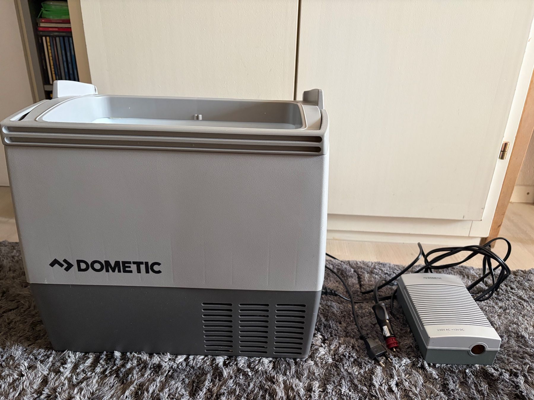 Dometic Frigoriferi & Refrigeratori: Frigo compresseur 12v/230v – Usato da Renan BE venduto da djrenan