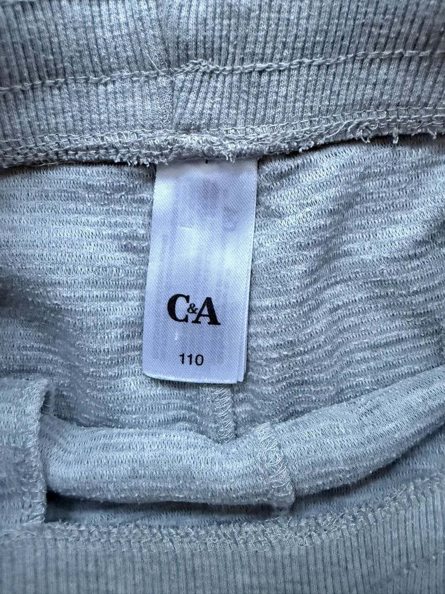 C&A Pantaloni: Boys Shorts Size 110 very good condition – Usato da Diessenhofen venduto da mar_8cyl 2