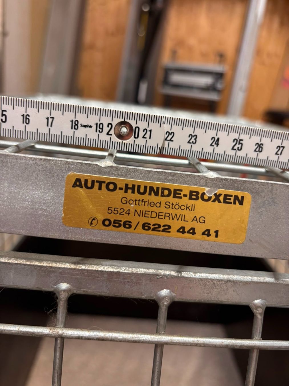 Cages, transport & sécurité: Hundegitter – D'occasion à Kloten par schnellzug01 1