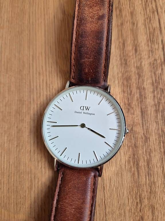 Orologi: Daniel Wellington Uhr Classic – Usato da Kriens venduto da Rina456 1