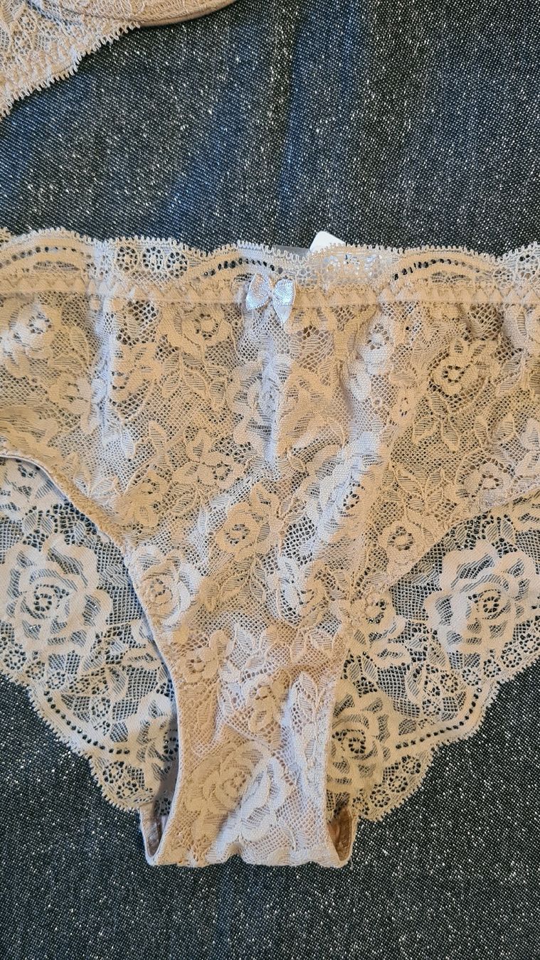 Intimissimi Altra biancheria intima: Intimissimi set BH und Slips – Nuovo e nell'imballaggio originale da Zug venduto da opo_cy5d 3