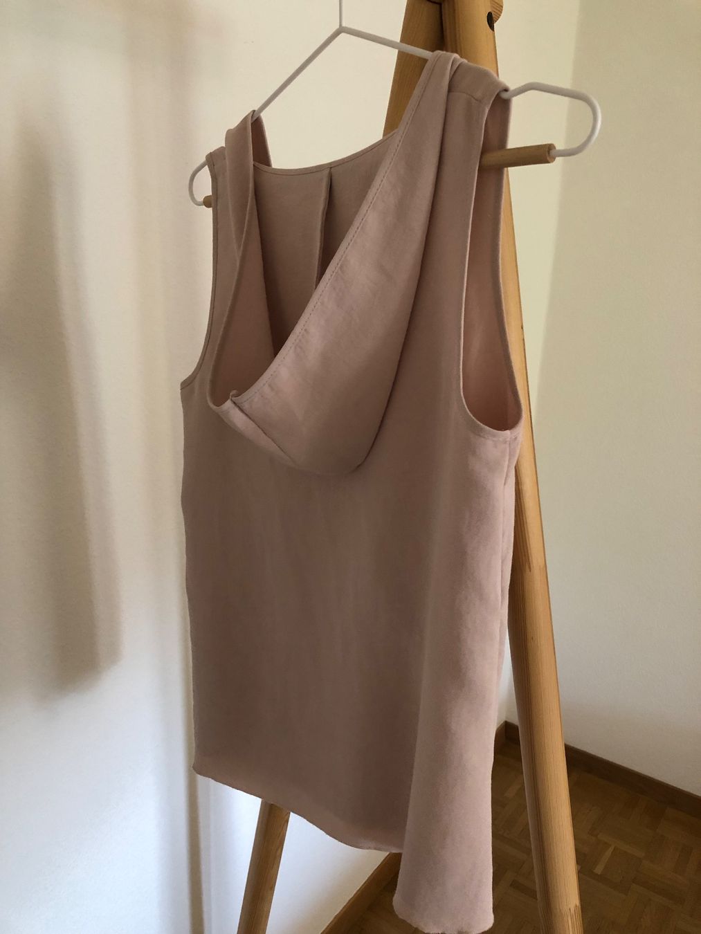 Top: Top «Ania Schierholt» – Nuovo (secondo la descrizione) da Zürich venduto da springsummer 1