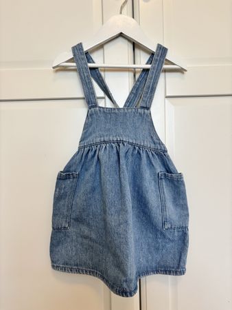 Zara Jeans-Latzkleid, Gr. 92 - 98, Top Zustand!