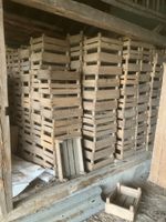 Lot de caisses en bois