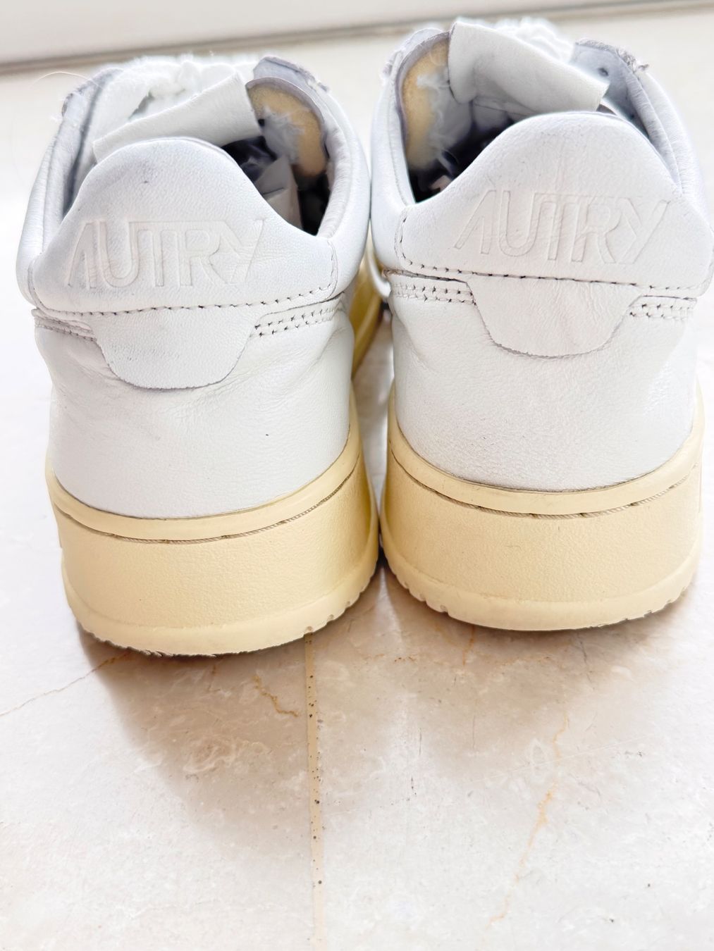 Autry Scarpe da uomo: top; autry medalist, 41, weiss, sneaker – Usato da sargans venduto da lnoa 1