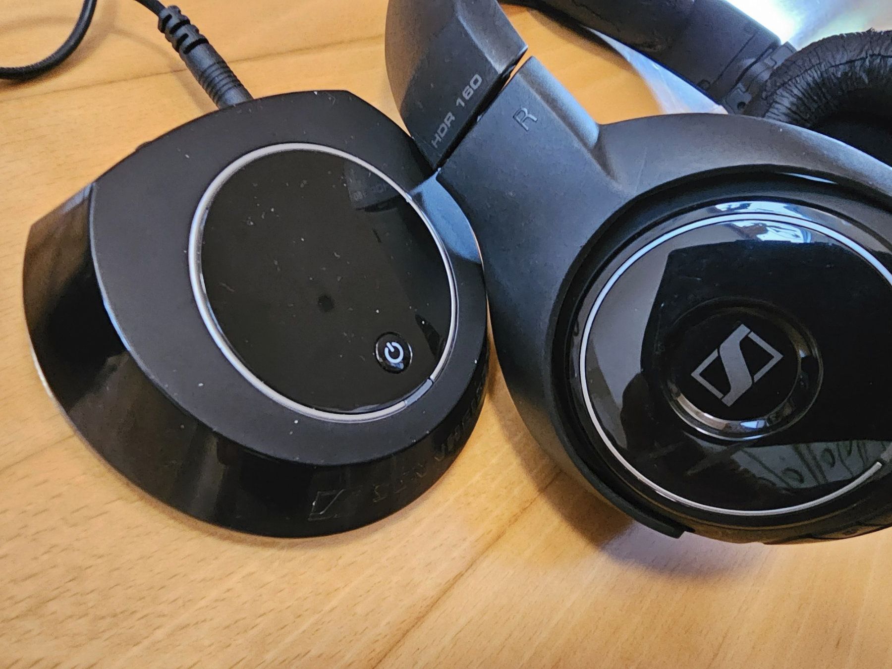 Sennheiser Cuffie: TV Kopfhörer Sennheiser HDR 160 – Usato da Herisau venduto da Ralph_b 1