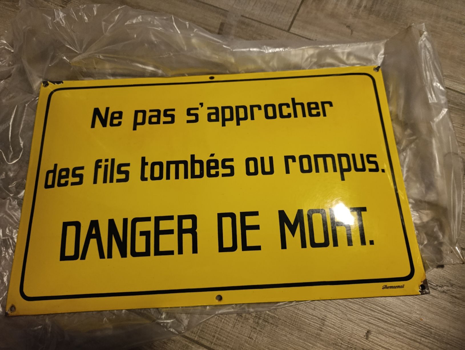 SBB/CFF/FFS Insegne: plaque émaillée CFF – Usato da Courtelary venduto da mitounet