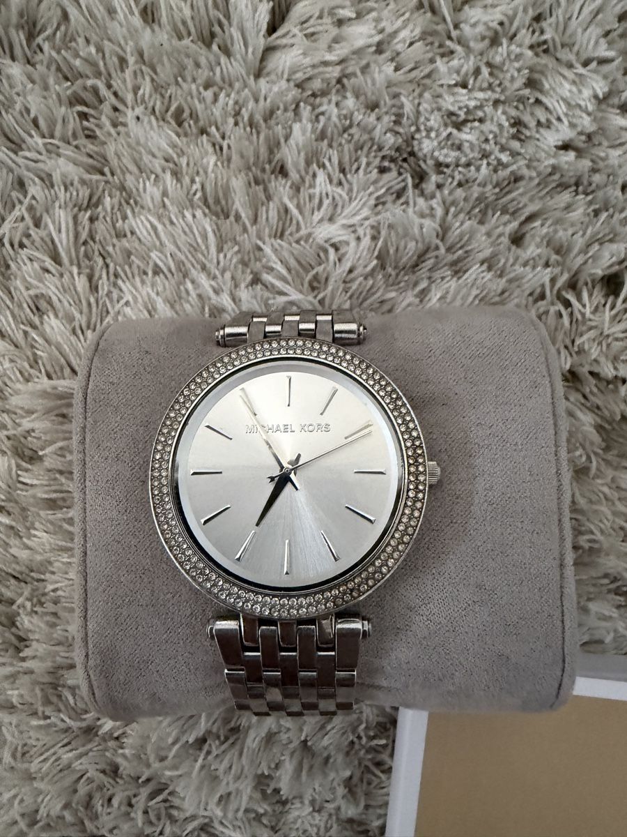 Michael Kors Orologi: Michael Kors Damenuhr Silber  – Usato da Schlieren venduto da kiwi07 1