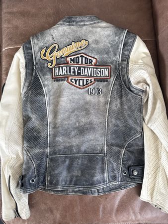 Harley Davidson Jacke, Grösse S, neuwertig für den Frühling