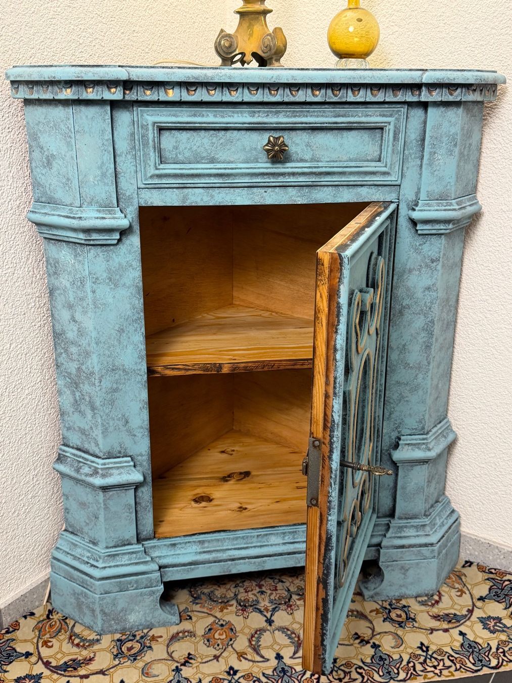 Commodes: Eckkommode (Steinoptik)  Antik – D'occasion à Aarburg par Nikys-Woods 8