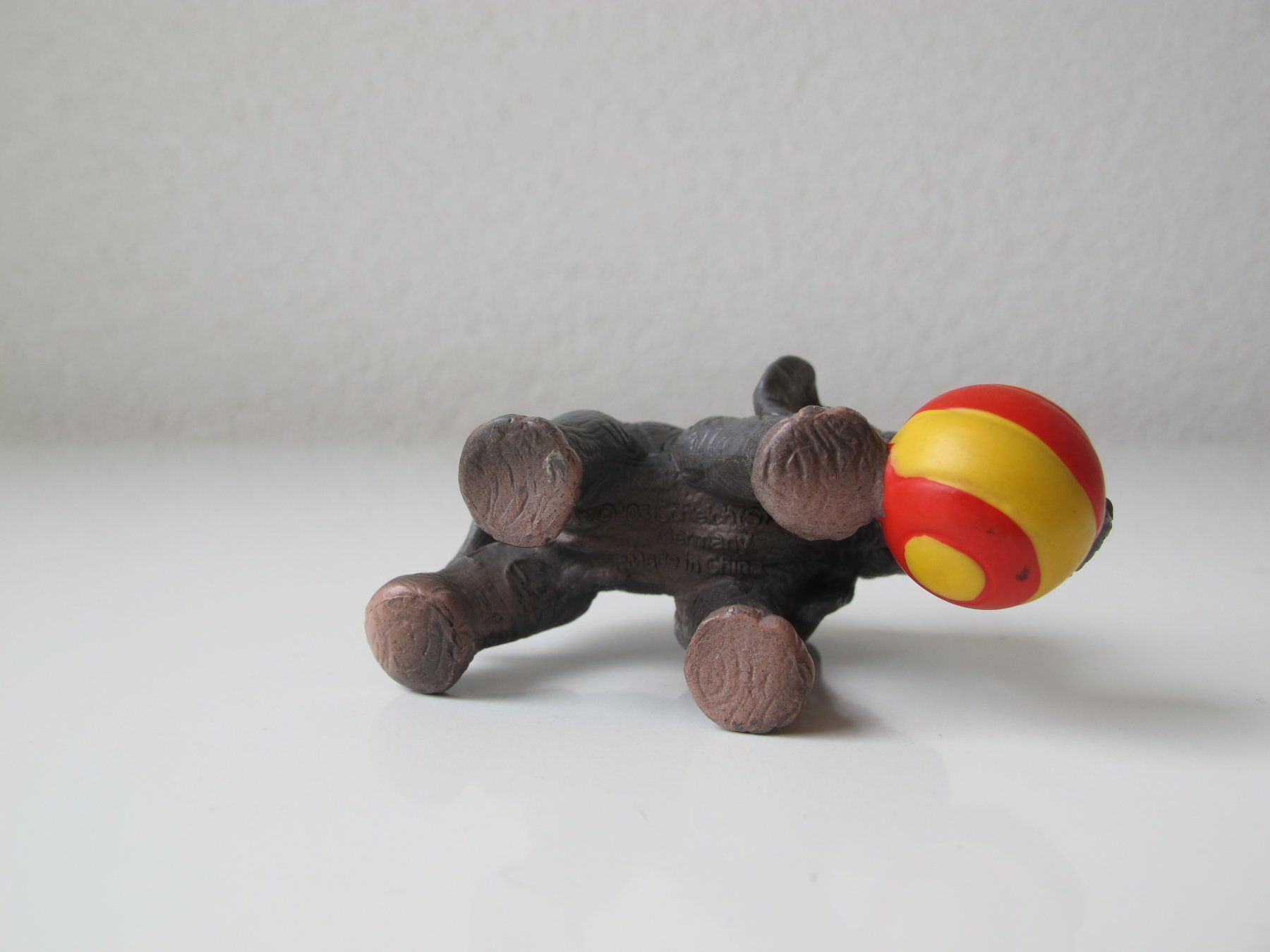 Schleich Statuette: Schleilch 14457 Junger Elefant mit Ball – Usato da Vilters venduto da hedi00 5