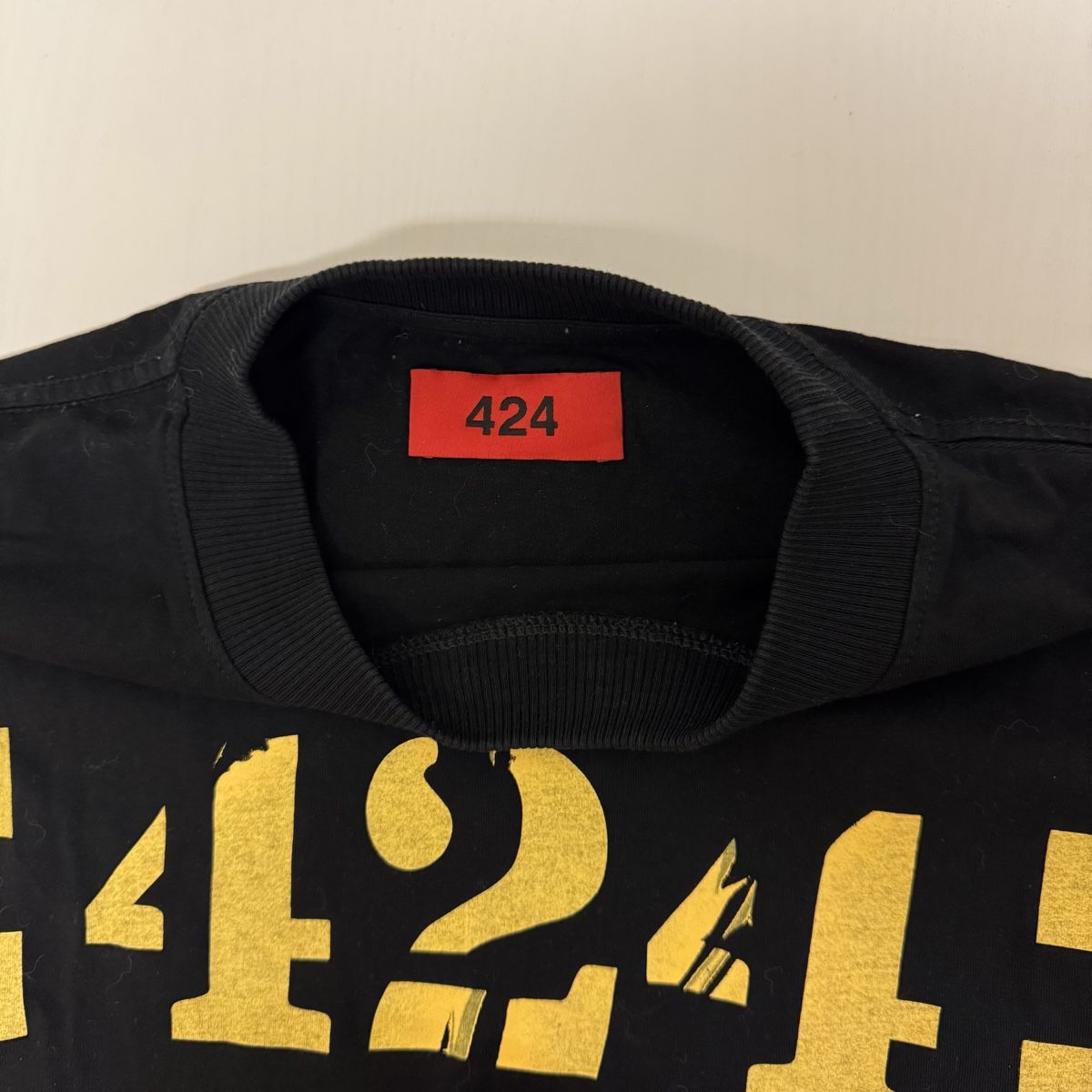T-Shirts: 424 Tshirt – Gebraucht aus Zürich von jon_8vgb 1