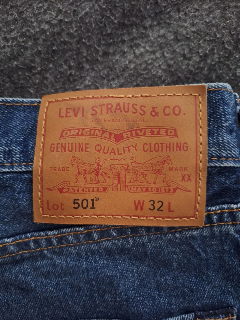 Levi's Jeans: Levis Shorts Herren – Usato da Mumpf venduto da SwissDi 1