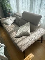 Zweiteiliger (3er und 2 er) Sofa aus echtem Leder