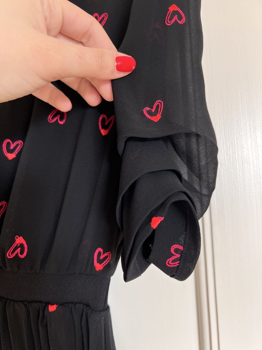Maje Vestiti: MAJE Kleid schwarz mit Herzen Gr. XS – Nuovo (secondo la descrizione) da Zürich venduto da car_x52z 7