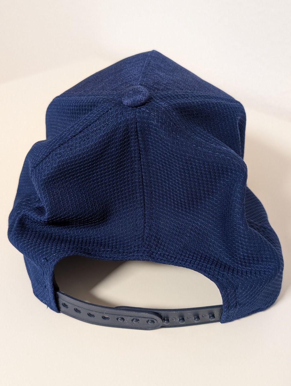 Copricapi, berretti & cappellini: NEW ERA Arosa Schweiz Original Cap Kappe – Usato da Zürich venduto da Good_old_days 1