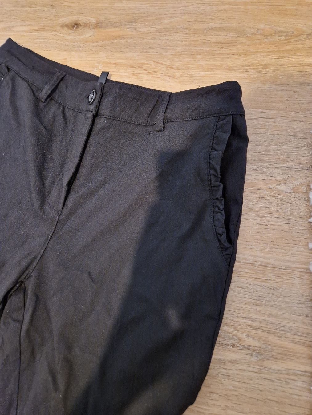 Pantaloni: Schicke, schwarze Stoffhose, Gr. M – Usato da Benken venduto da Carmen_9 2