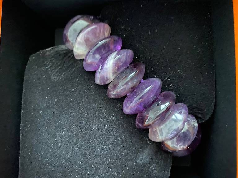 Bracciali & Braccialetti: Massives Amethyst Armband - neu – Nuovo e nell'imballaggio originale da Wollerau venduto da luxury_82