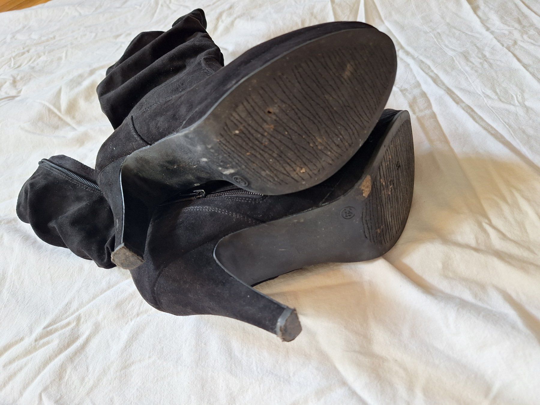 Scarpe da donna: Stiefel schwarz Grösse 39 – Usato da Winterthur venduto da pf02 3
